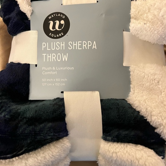 Plush throw - Picture 8 of 10